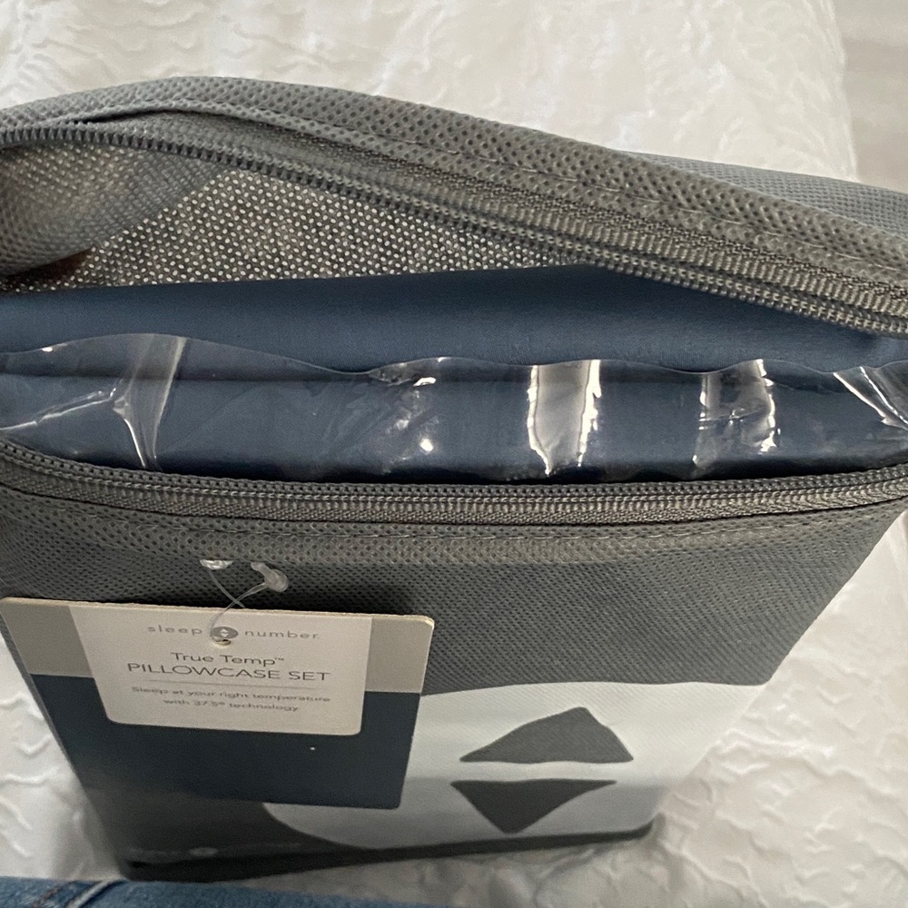 Sleep Number True Temp Pillowcase Set - Pacific Blue - Picture 3 of 5